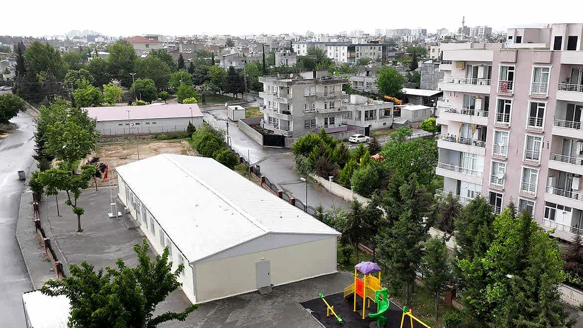 Kahramanmaraş Depremleri İçin Yapılan Prefabrik Yardım Okulları