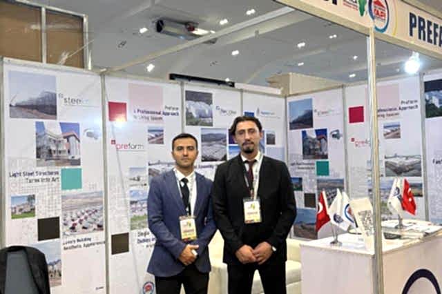 prefabrik-yapi-nijeryada-duzenlenen-afrika-international-housing-showa-katildi-1