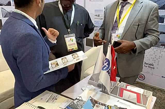 prefabrik-yapi-nijeryada-duzenlenen-afrika-international-housing-showa-katildi-3